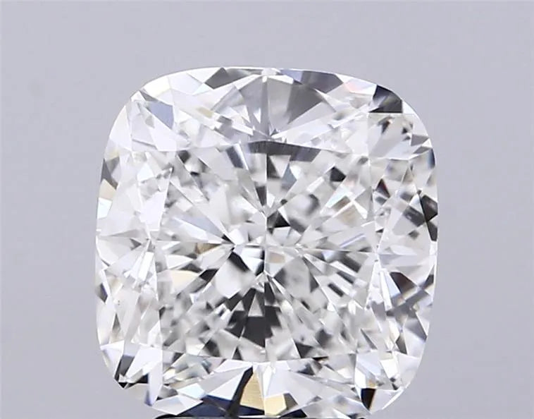 4.00ct Cushion modified Lab Grown Diamond (Colour F, Clarity VVS2, IGI Certified)