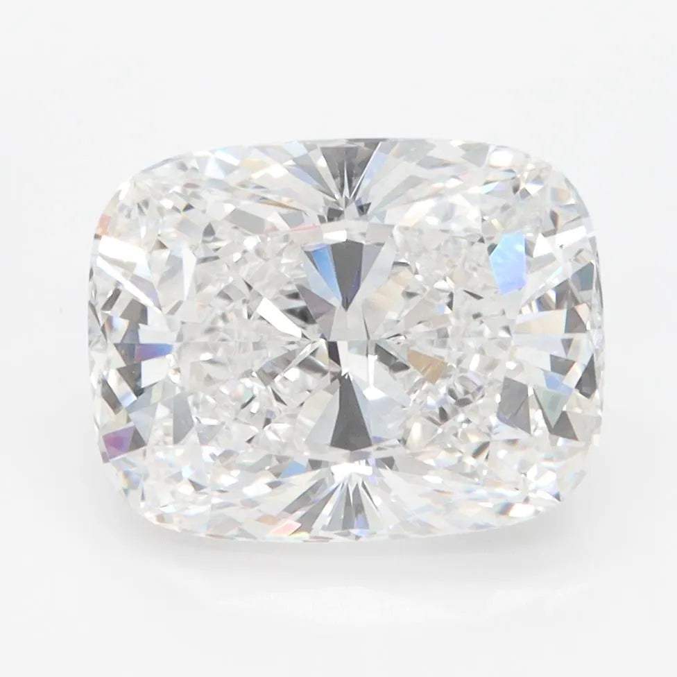 4.09ct Cushion modified Lab Grown Diamond (Colour E, Clarity VVS1, IGI Certified)