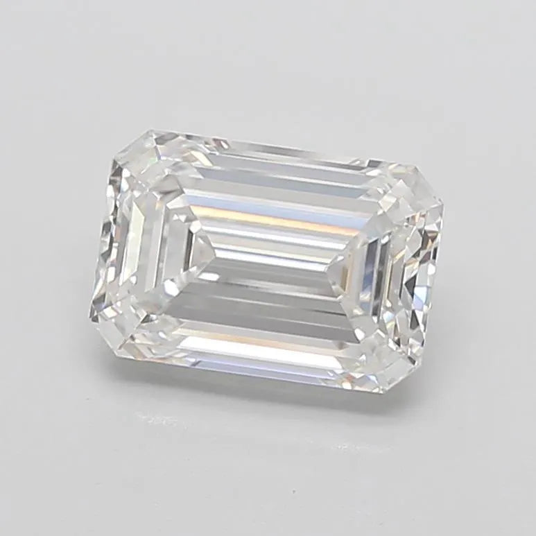 4.09ct Emerald Lab Grown Diamond (Colour F, Clarity VVS2, IGI Certified)