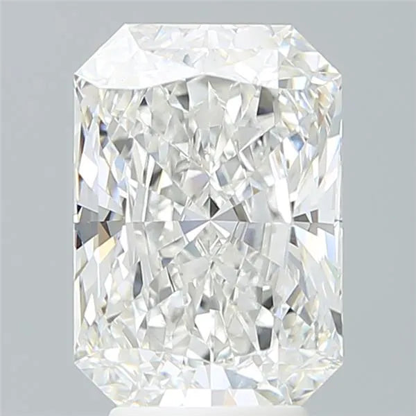 4.15ct Radiant Lab Grown Diamond (Colour E, Clarity VVS1, IGI Certified)