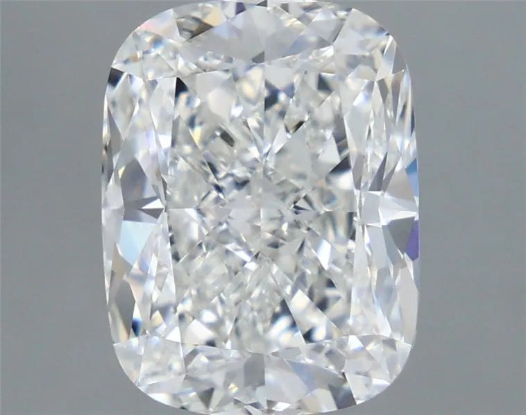 4.50ct Cushion modified Lab Grown Diamond (Colour E, Clarity VS1, IGI Certified)