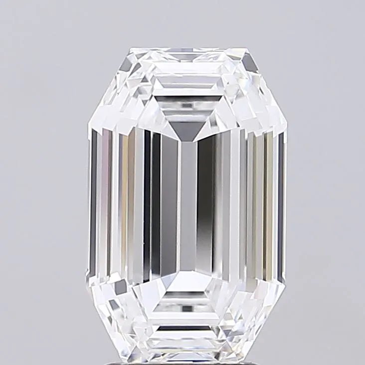 4.03ct Octagonal Lab Grown Diamond (Colour E, Clarity VVS1, IGI Certified) - Jewelry by Cleo