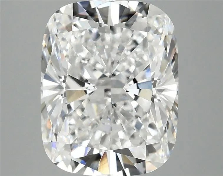 4.06ct Cushion modified Lab Grown Diamond (Colour E, Clarity VVS2, IGI Certified) - Jewelry by Cleo