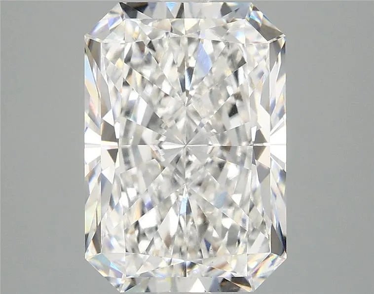 4.09ct Radiant Lab Grown Diamond (Colour D, Clarity VS1, IGI Certified) - Jewelry by Cleo