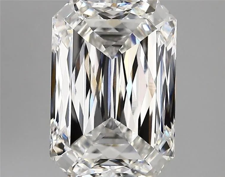 4.28ct Radiant Lab Grown Diamond (Colour F, Clarity VVS2, IGI Certified) - Jewelry by Cleo