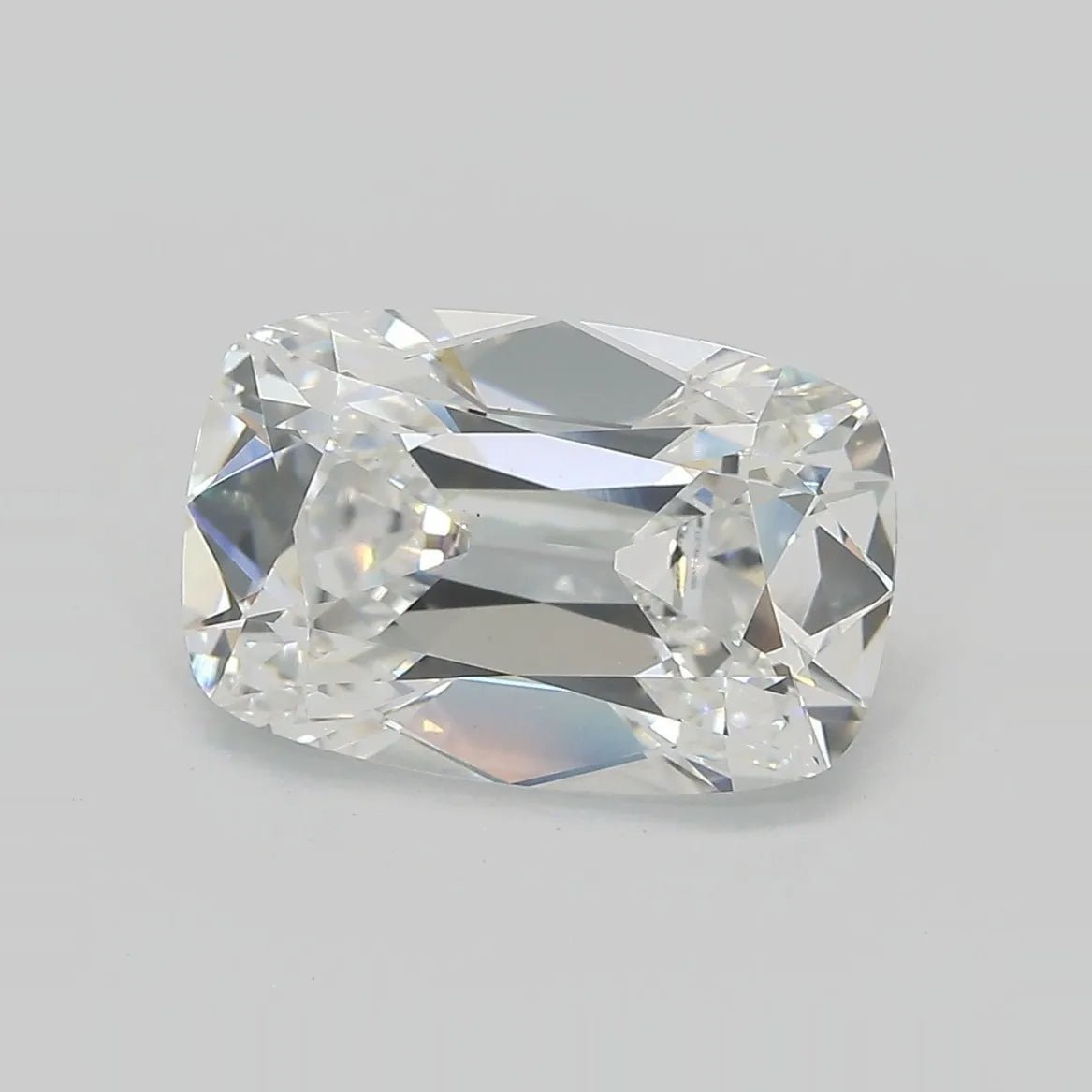 4.54ct Cushion brilliant Lab Grown Diamond (Colour F, Clarity VS1, IGI Certified) - Jewelry by Cleo
