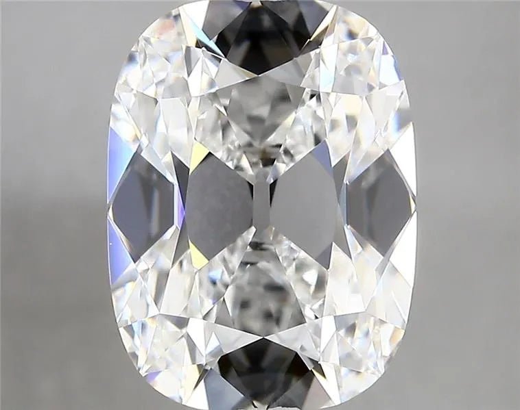 4.85ct Cushion modified Lab Grown Diamond (Colour E, Clarity VVS2, IGI Certified) - Jewelry by Cleo