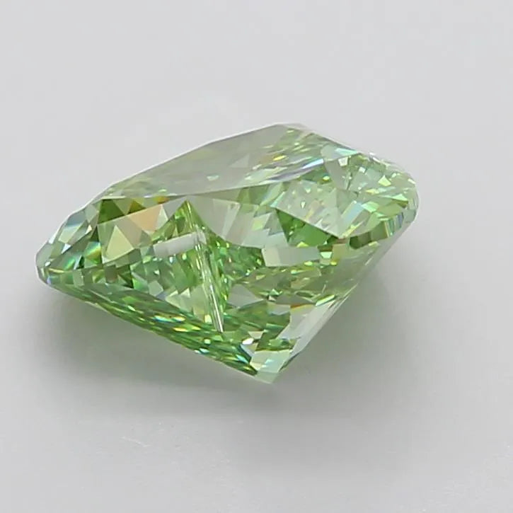 5.15ct Heart Lab Grown Diamond (Colour Fancy Vivid Green, Clarity VS1, IGI Certified)