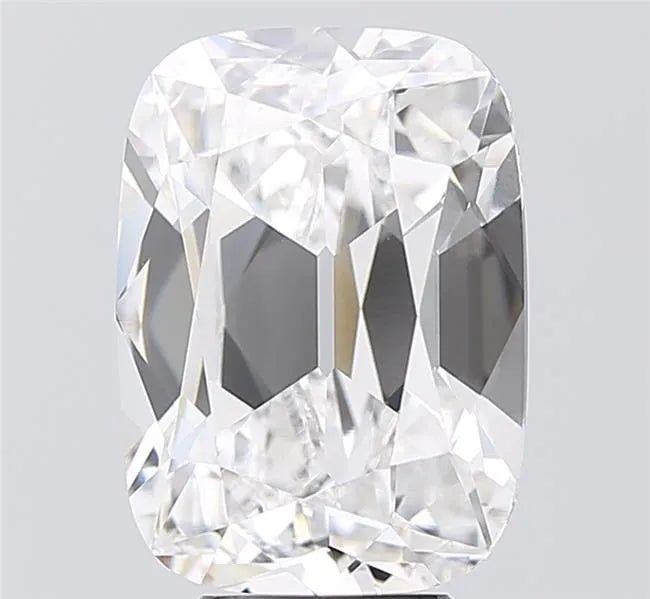 5.08ct Cushion modified Lab Grown Diamond (Colour E, Clarity VVS2, IGI Certified) - Jewelry by Cleo