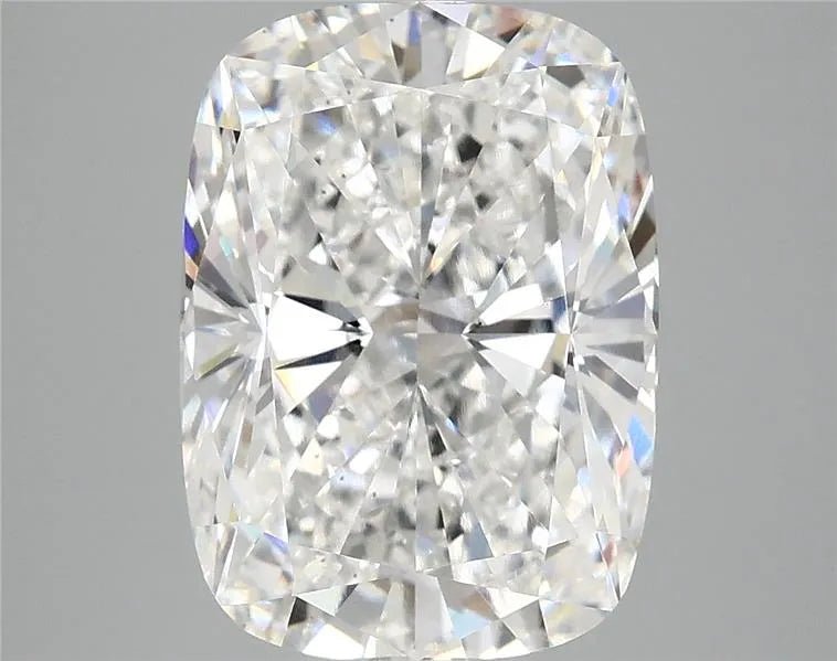 5.09ct Cushion modified Lab Grown Diamond (Colour E, Clarity VS2, IGI Certified) - Jewelry by Cleo