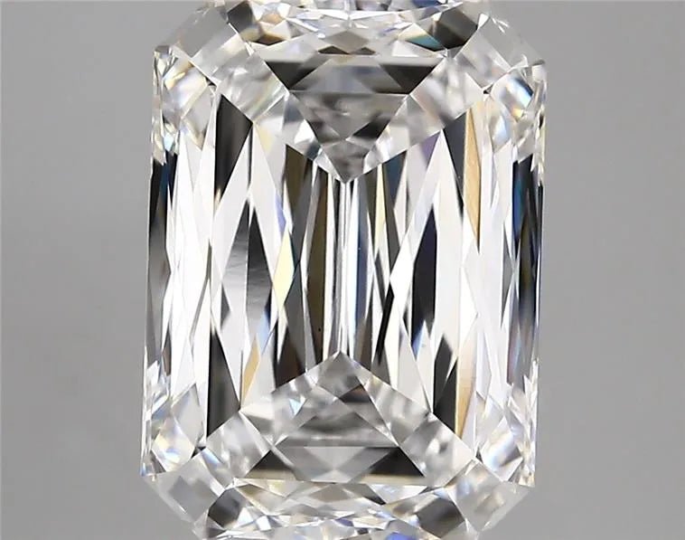 5.72ct Radiant Lab Grown Diamond (Colour D, Clarity VS1, IGI Certified) - Jewelry by Cleo