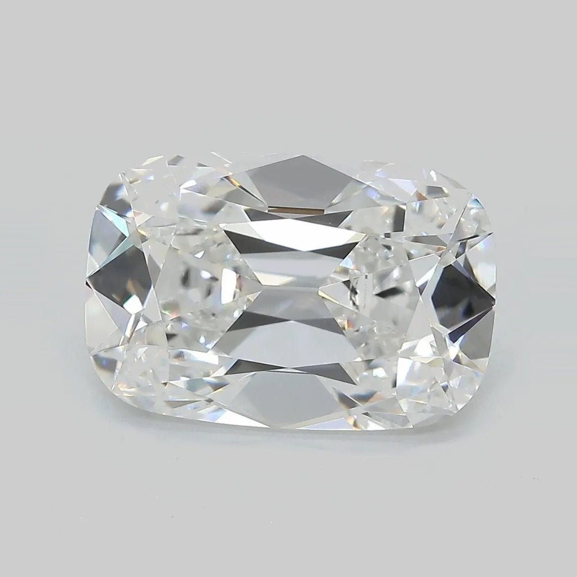 5.88ct Cushion brilliant Lab Grown Diamond (Colour E, Clarity VVS2, IGI Certified) - Jewelry by Cleo