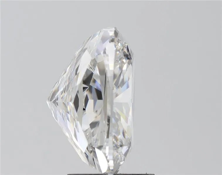 5.96ct Cushion brilliant Lab Grown Diamond (Colour G, Clarity VS1, IGI Certified) - Jewelry by Cleo