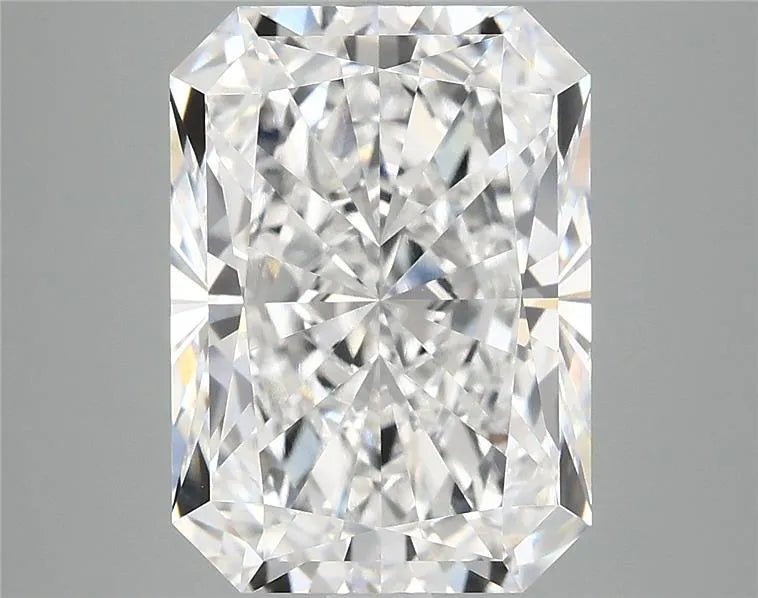 6.02ct Radiant Lab Grown Diamond (Colour E, Clarity VVS2, IGI Certified) - Jewelry by Cleo