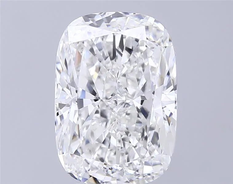 7.01ct Cushion modified Lab Grown Diamond (Colour F, Clarity VVS2, IGI Certified) - Jewelry by Cleo