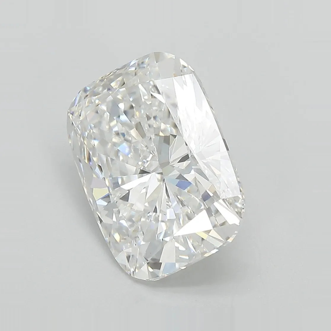 4.82ct Cushion modified Lab Grown Diamond (Colour F, Clarity VVS2, IGI Certified)