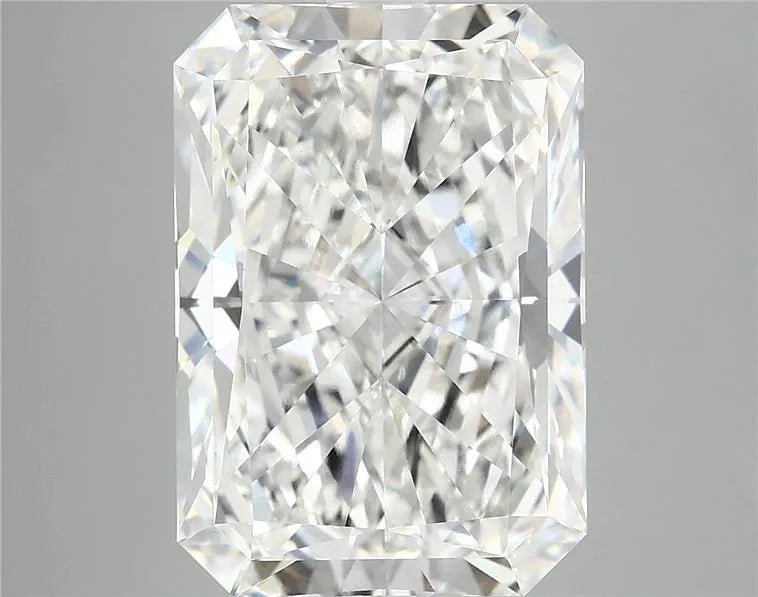 7.20ct Radiant Lab Grown Diamond (Colour E, Clarity VVS2, IGI Certified) - Jewelry by Cleo