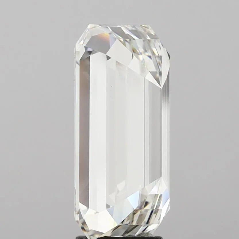 8.08ct Emerald Lab Grown Diamond (Colour G, Clarity VVS2, IGI Certified) - Jewelry by Cleo